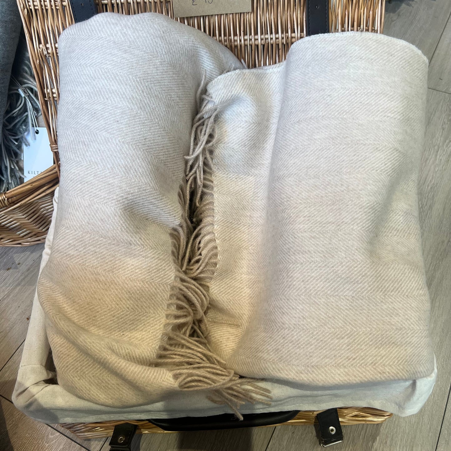 Kiltane 100% Lambswool Herringbone Throw