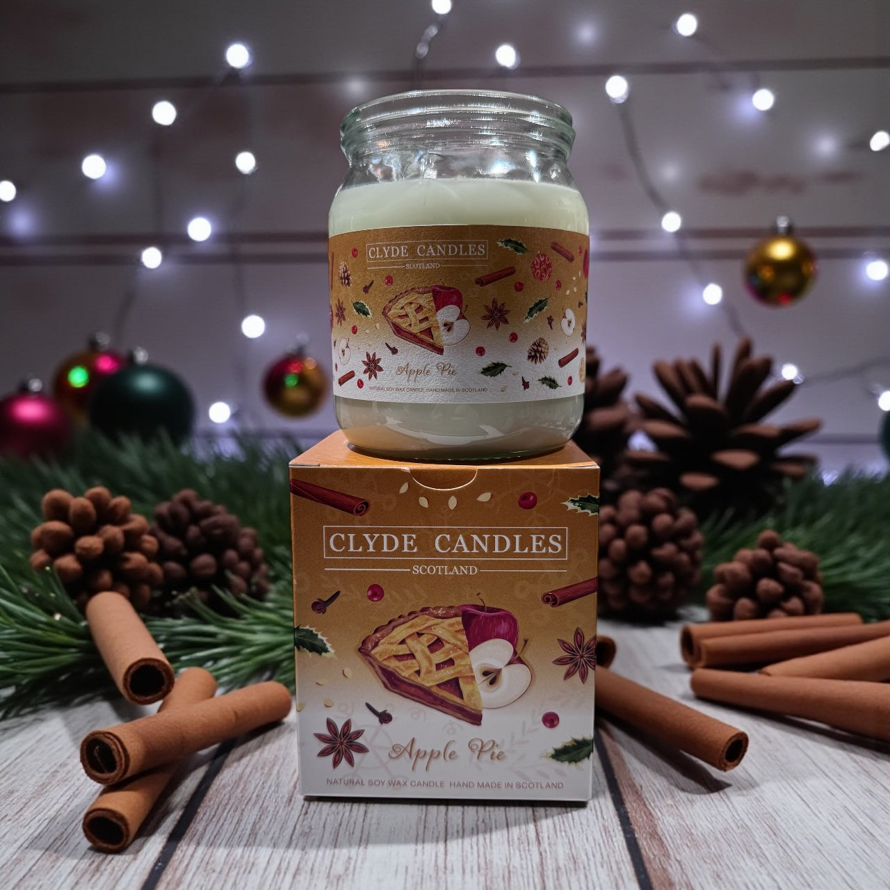 Clyde Candles Christmas Glass Candle