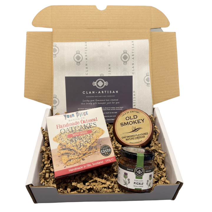 Cheese, Chutney and Oatcakes Gift Box