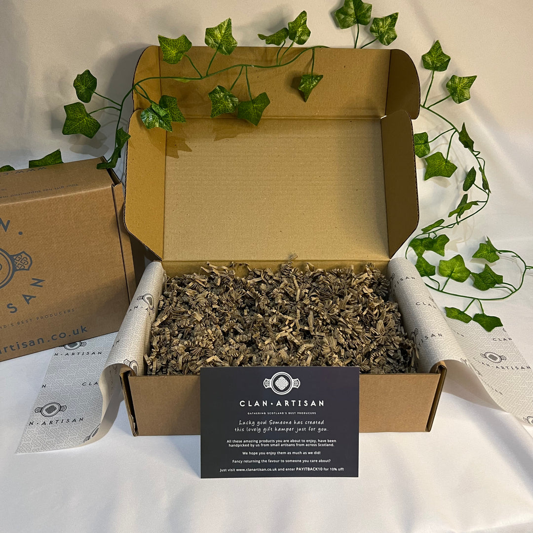 Clan Artisan Small Natural Gift Box